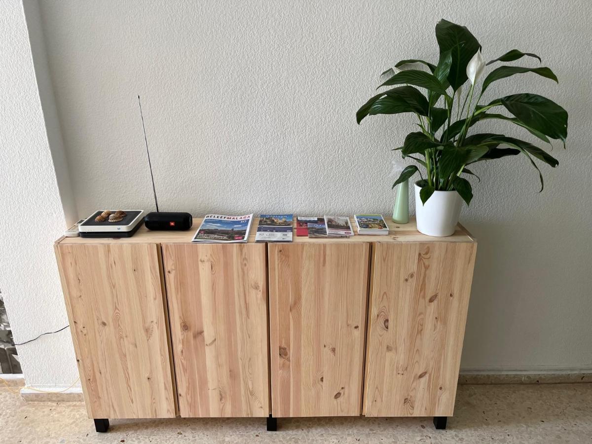 Apartamento La Biznaga Малага Екстериор снимка