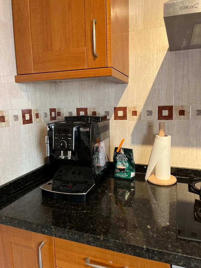 Apartamento La Biznaga Малага Екстериор снимка