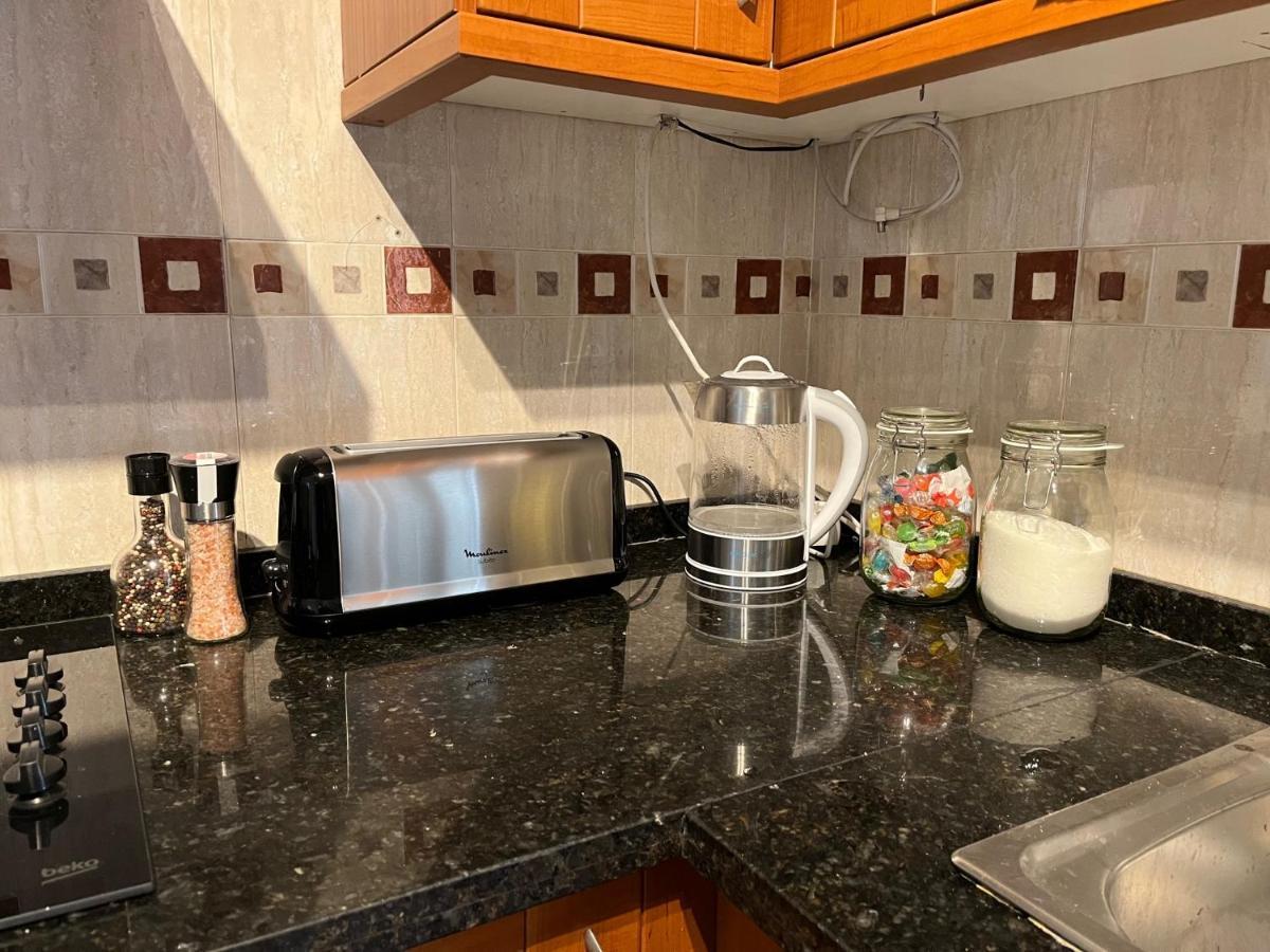 Apartamento La Biznaga Малага Екстериор снимка
